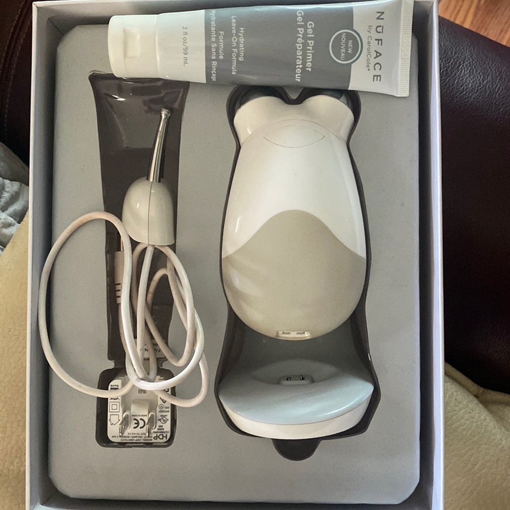 NuFace Skincare Toner Set - White and Gray